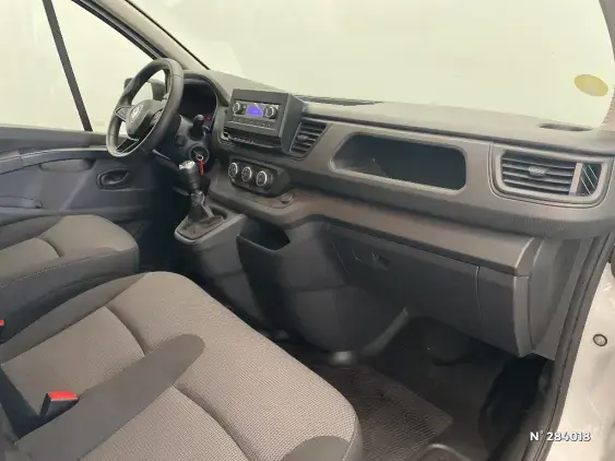 RENAULT TRAFIC FG III - voiture d'occasion - Photo 10