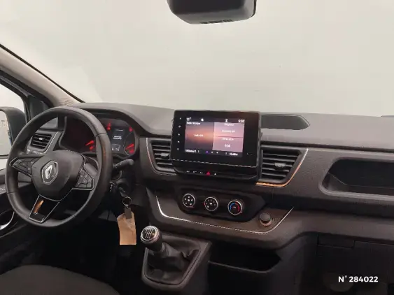 RENAULT TRAFIC FG III - voiture d'occasion - Photo 9