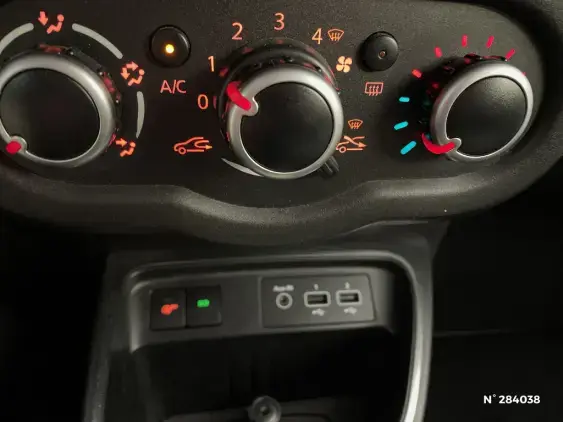 RENAULT TWINGO III - voiture d'occasion - Photo 15