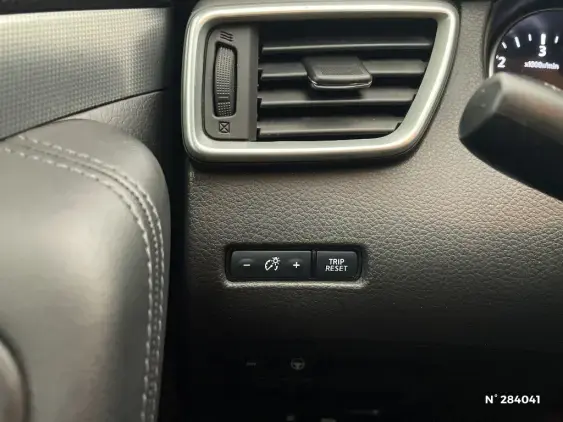 NISSAN QASHQAI II - voiture d'occasion - Photo 15