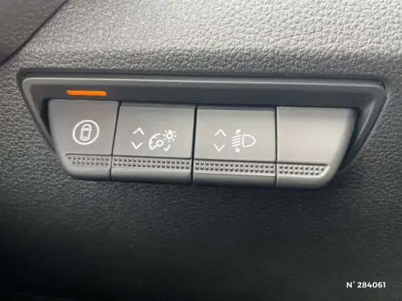 RENAULT MASTER IV - voiture d'occasion - Photo 15