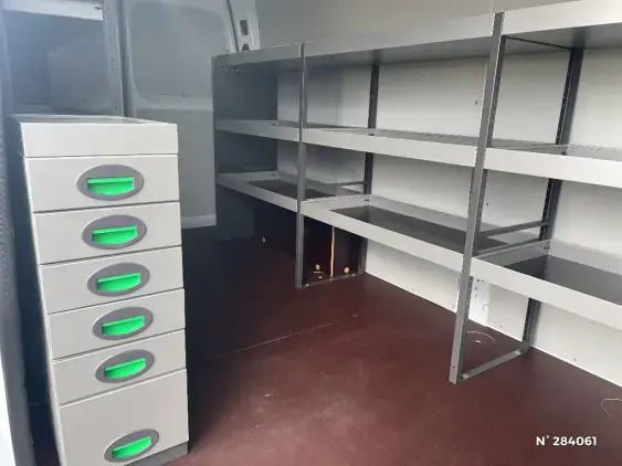 RENAULT MASTER IV - voiture d'occasion - Photo 11