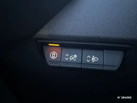 RENAULT MASTER IV - voiture d'occasion - Photo 15