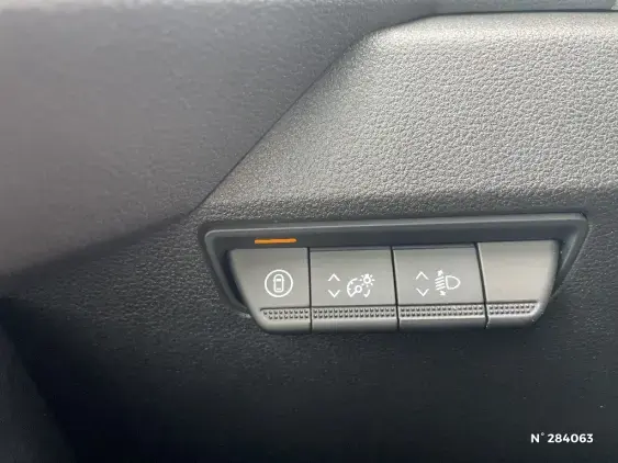 RENAULT MASTER IV - voiture d'occasion - Photo 15