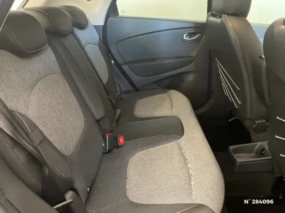RENAULT CAPTUR - voiture d'occasion - Photo 11