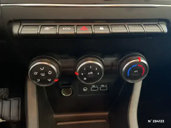 RENAULT CLIO V - voiture d'occasion - Photo 15