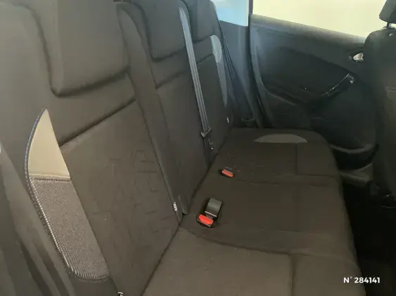 PEUGEOT 2008 - voiture d'occasion - Photo 11