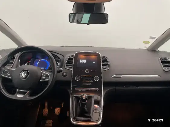 RENAULT SCENIC IV - voiture d'occasion - Photo 9
