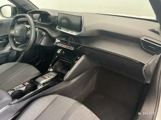 PEUGEOT 2008 II - voiture d'occasion - Photo 10