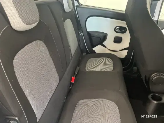 RENAULT TWINGO III - voiture d'occasion - Photo 11