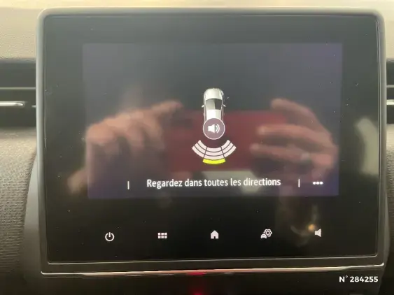 RENAULT CLIO V - voiture d'occasion - Photo 14