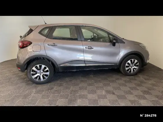 RENAULT CAPTUR - voiture d'occasion - Photo 5