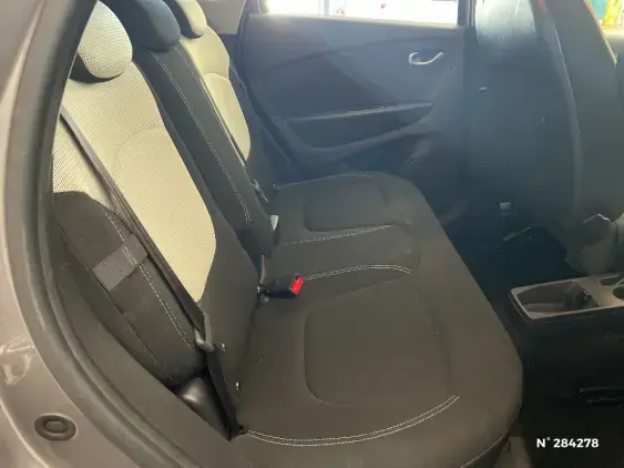 RENAULT CAPTUR - voiture d'occasion - Photo 11