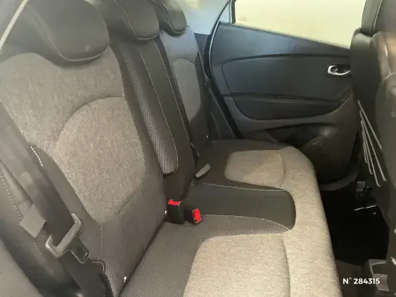 RENAULT CAPTUR - voiture d'occasion - Photo 11