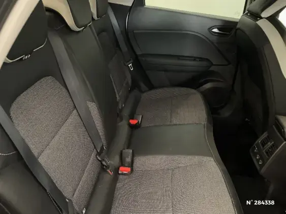 RENAULT CAPTUR II - voiture d'occasion - Photo 11