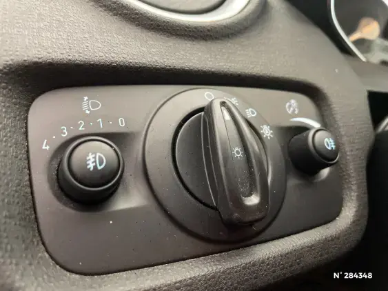 FORD FIESTA VI - voiture d'occasion - Photo 15