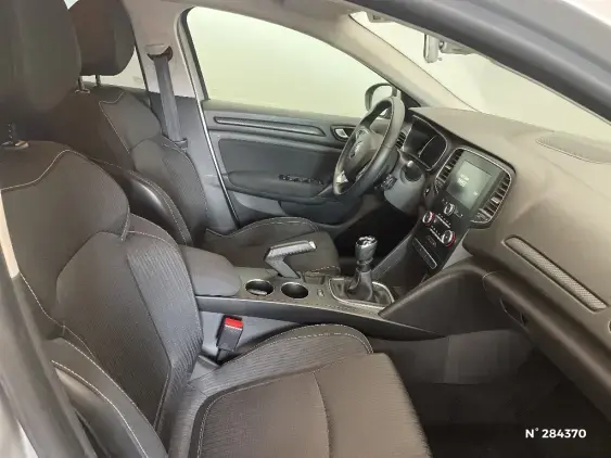 RENAULT MEGANE IV - voiture d'occasion - Photo 10