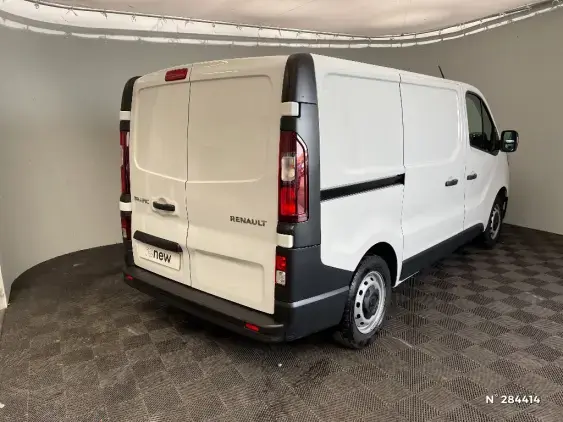 RENAULT TRAFIC FG III - voiture d'occasion - Photo 4