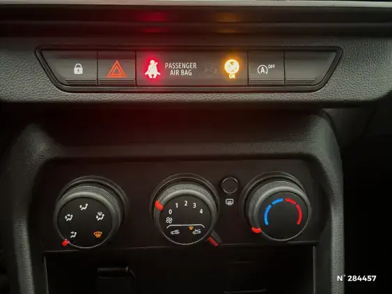 DACIA SANDERO III - voiture d'occasion - Photo 14