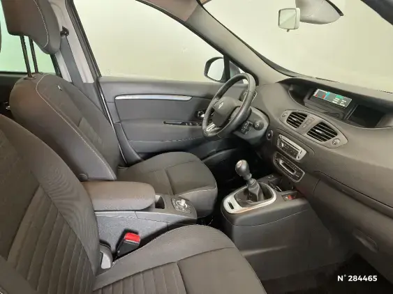 RENAULT SCENIC III - voiture d'occasion - Photo 10