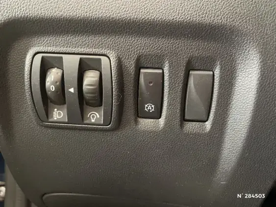 RENAULT CAPTUR - voiture d'occasion - Photo 15