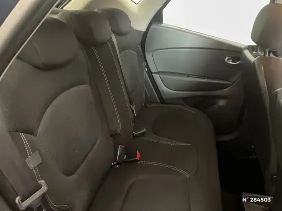 RENAULT CAPTUR - voiture d'occasion - Photo 11
