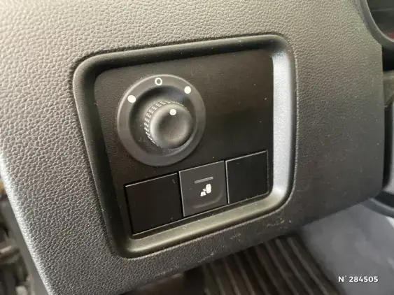 DACIA DUSTER II - voiture d'occasion - Photo 15