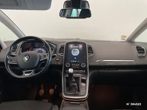 RENAULT SCENIC IV - voiture d'occasion - Photo 9