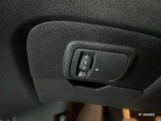 RENAULT SCENIC IV - voiture d'occasion - Photo 15
