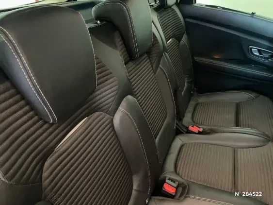 RENAULT SCENIC IV - voiture d'occasion - Photo 11