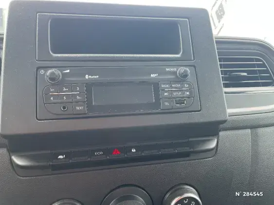 RENAULT MASTER III - voiture d'occasion - Photo 13