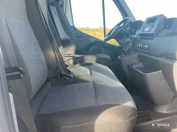 RENAULT MASTER III - voiture d'occasion - Photo 11