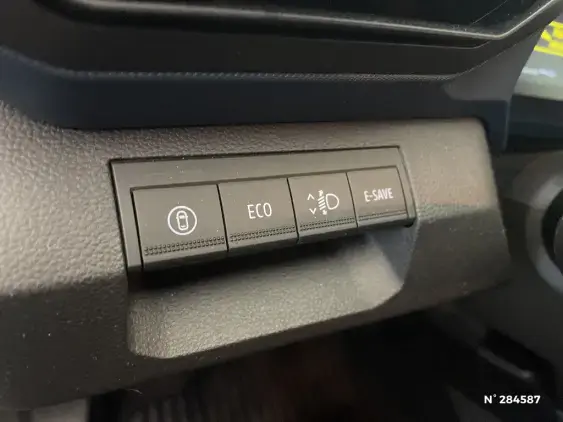 DACIA DUSTER III - voiture d'occasion - Photo 15