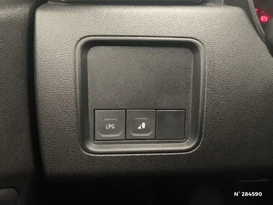 DACIA DUSTER II - voiture d'occasion - Photo 15