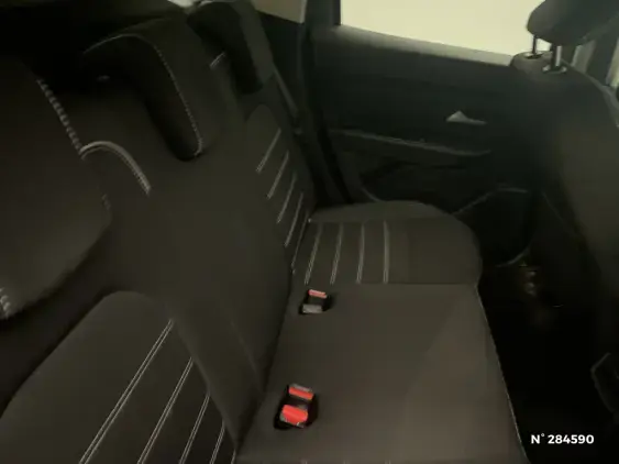DACIA DUSTER II - voiture d'occasion - Photo 11