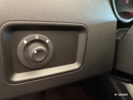 DACIA DUSTER II - voiture d'occasion - Photo 15