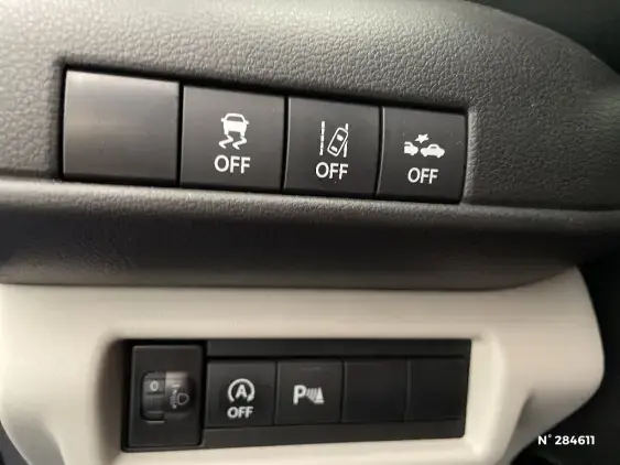 SUZUKI SWIFT IV - voiture d'occasion - Photo 15