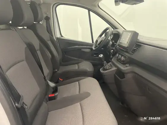 RENAULT TRAFIC III - voiture d'occasion - Photo 10