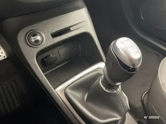 RENAULT CAPTUR - voiture d'occasion - Photo 26