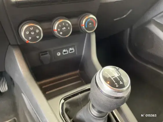 RENAULT CLIO V - voiture d'occasion - Photo 26