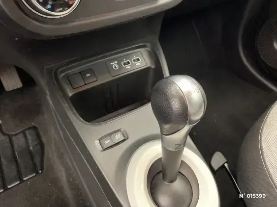 RENAULT TWINGO ELECTRIQUE III - voiture d'occasion - Photo 25