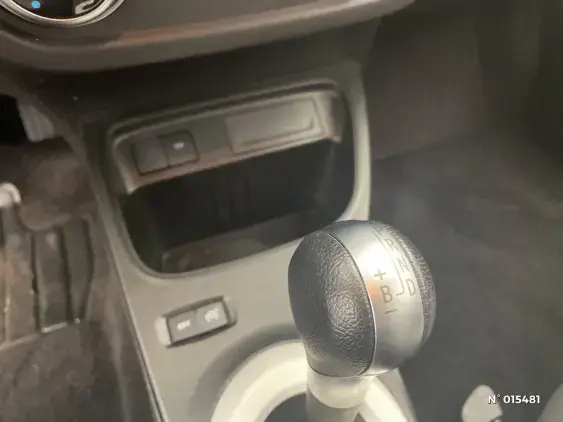 RENAULT TWINGO ELECTRIQUE III - voiture d'occasion - Photo 25