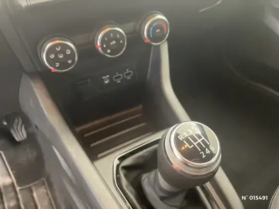 RENAULT CLIO V - voiture d'occasion - Photo 25