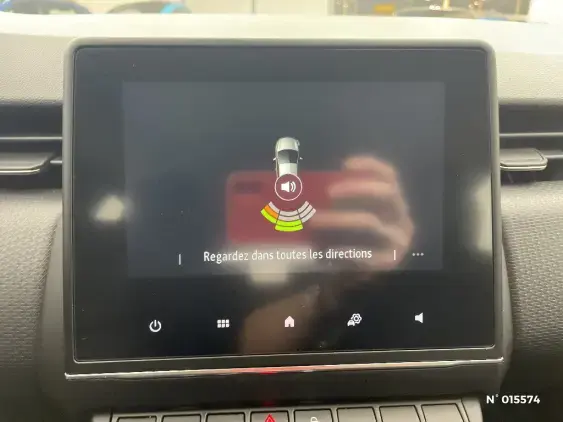 RENAULT CLIO V - voiture d'occasion - Photo 14