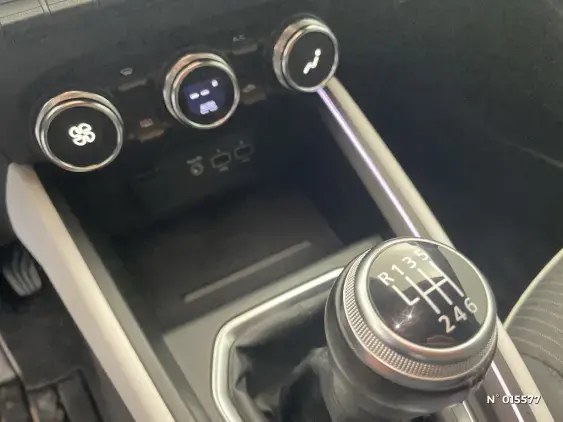 RENAULT CLIO V - voiture d'occasion - Photo 26