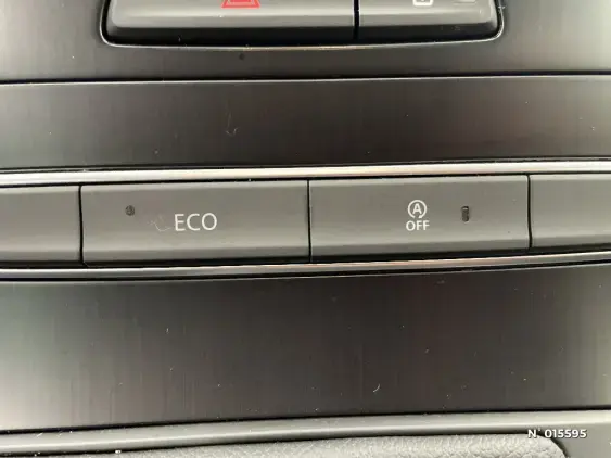 RENAULT SCENIC IV - voiture d'occasion - Photo 15