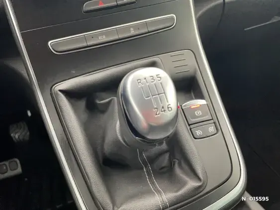 RENAULT SCENIC IV - voiture d'occasion - Photo 26