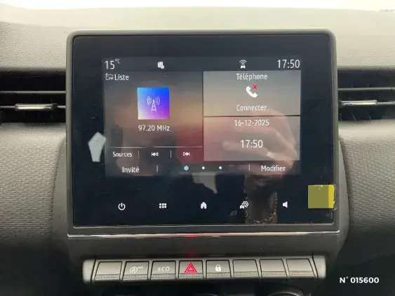 RENAULT CLIO V - voiture d'occasion - Photo 13