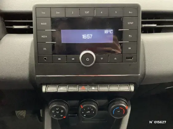 RENAULT CLIO V - voiture d'occasion - Photo 13