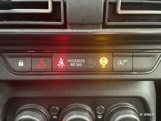 DACIA SANDERO III - voiture d'occasion - Photo 27